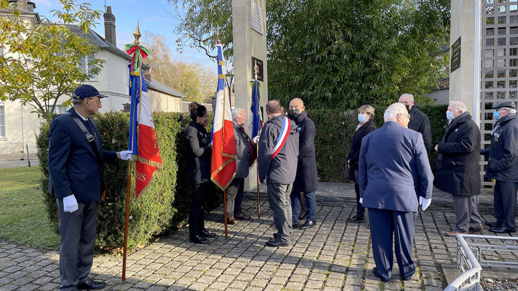 Remerciements aux porte-drapeaux