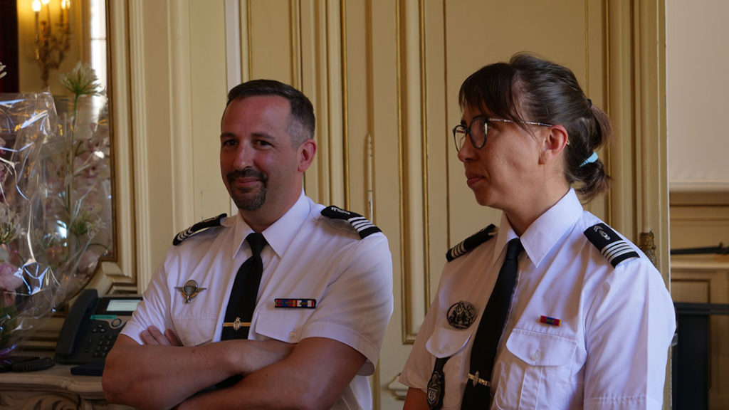 Le Chef d’Escadron de Gendarmerie Marc BOUTON et La Cheffe d'Escadron Pascaline TESIO