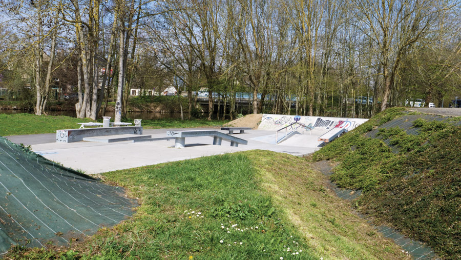 Skate-park