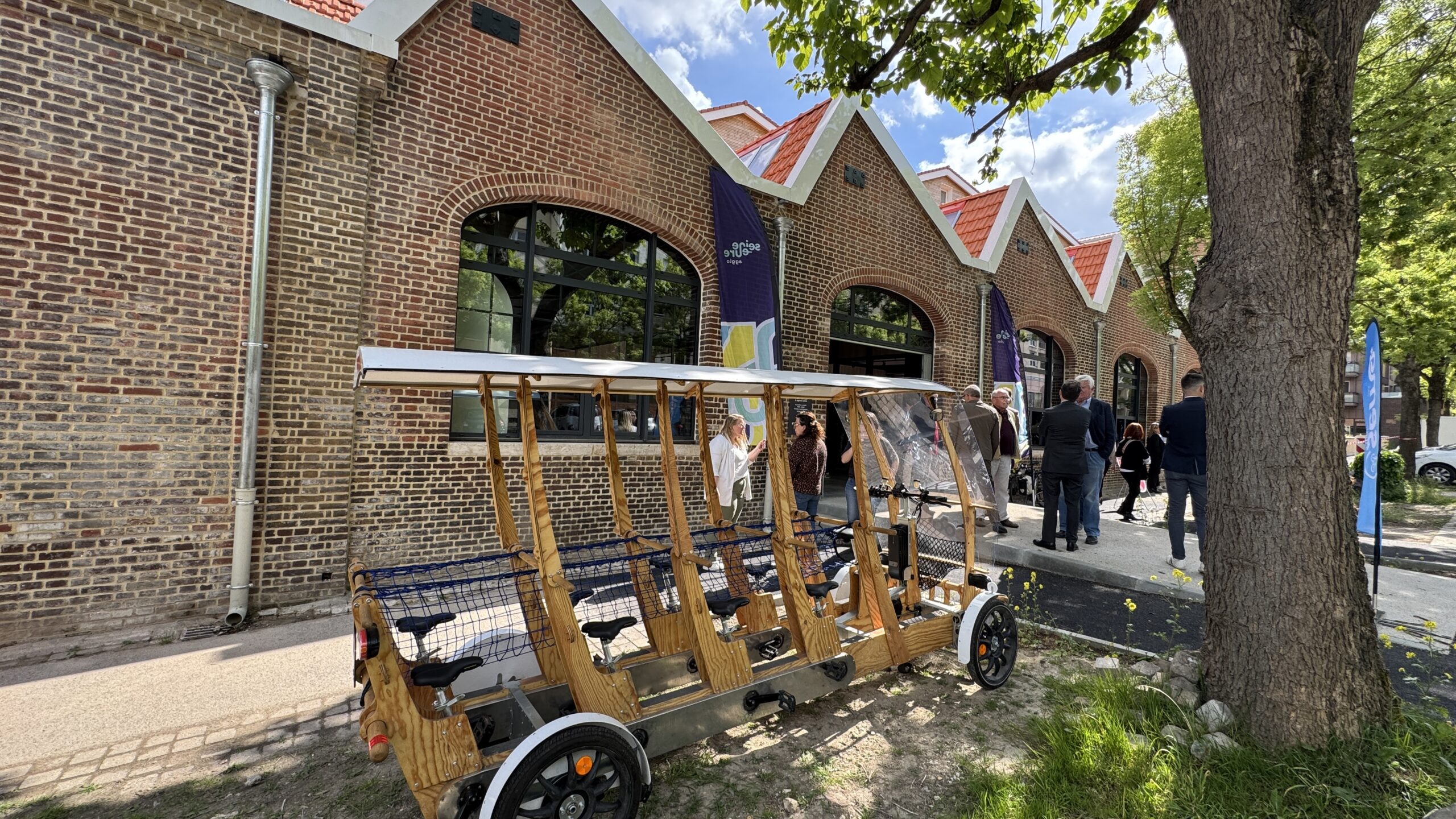 La Maison du vélo inaugurée dans les anciens sheds de l’îlot Thorel
