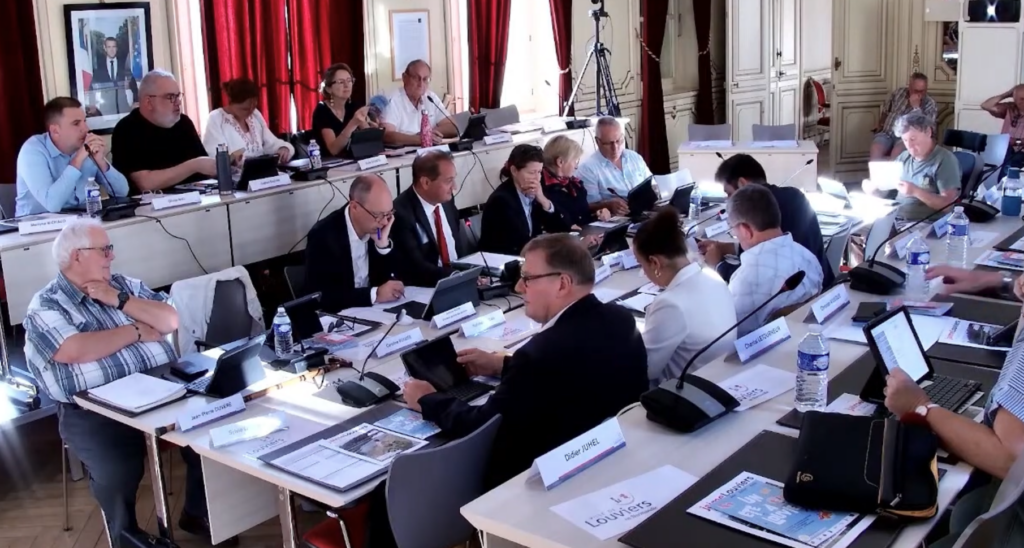 Les élus votent Pour la réserve civique