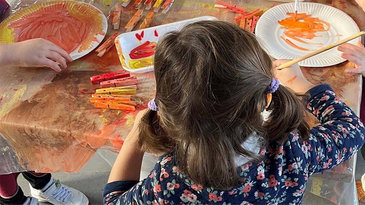 Ateliers et découvertes ! Venez à la découverte de la Galerie des Petits – Jaune en compagnie d’un médiateur culturel. Un atelier créatif suivra la visite.